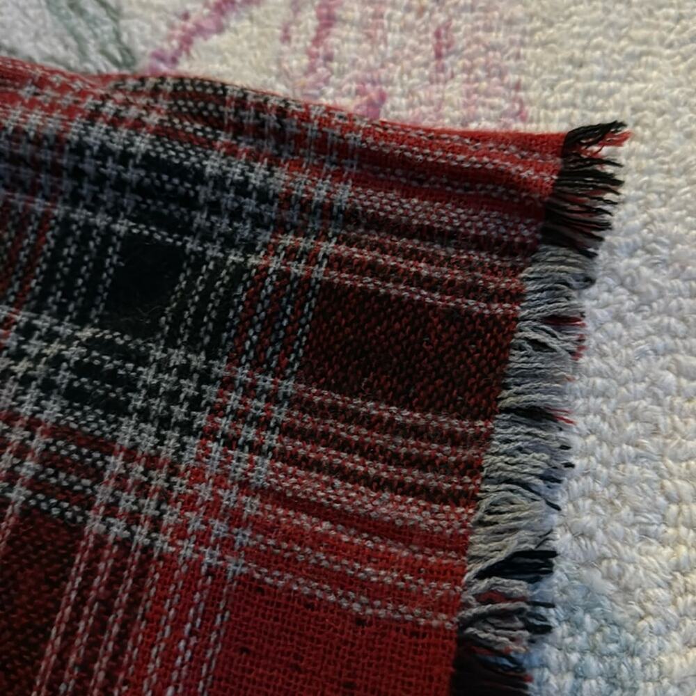 Large reversible scarf - Picture 3 of 5